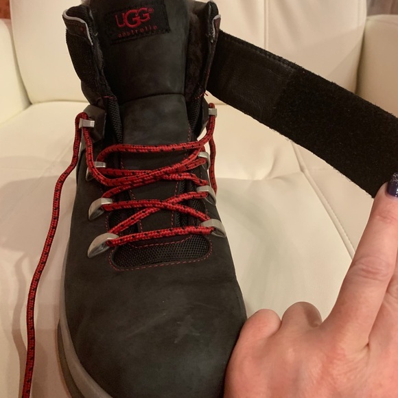 UGG Utility Waterproof Boots / Sneakers. Unisex - Picture 12 of 15